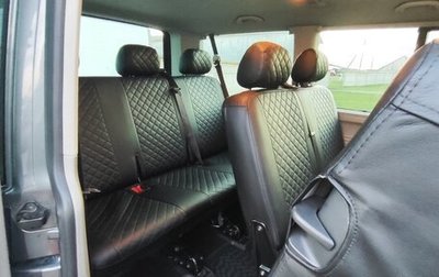 Volkswagen Caravelle T5, 2010 год, 1 400 000 рублей, 1 фотография