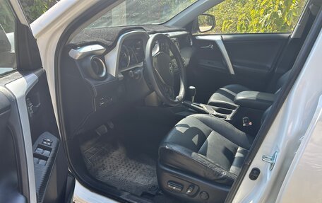 Toyota RAV4, 2013 год, 1 500 000 рублей, 6 фотография