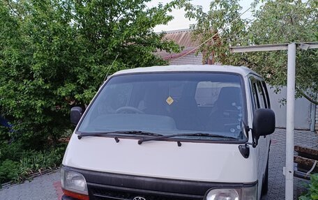Toyota HiAce H100, 2003 год, 810 000 рублей, 4 фотография