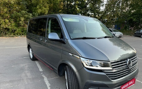 Volkswagen Multivan T6 рестайлинг, 2020 год, 7 300 000 рублей, 9 фотография