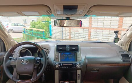 Toyota Land Cruiser Prado 150 рестайлинг 2, 2011 год, 2 400 999 рублей, 9 фотография