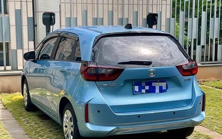 Honda Fit, 2021 год, 1 200 000 рублей, 7 фотография