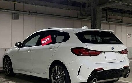 BMW 1 серия, 2020 год, 1 542 000 рублей, 4 фотография