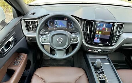 Volvo XC60 II, 2022 год, 2 600 000 рублей, 14 фотография