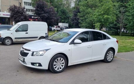 Chevrolet Cruze II, 2012 год, 780 000 рублей, 3 фотография