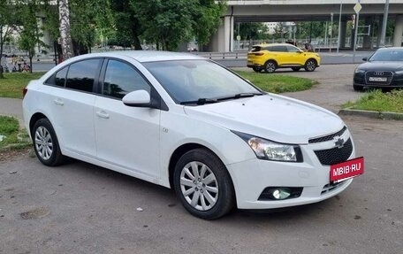 Chevrolet Cruze II, 2012 год, 780 000 рублей, 2 фотография