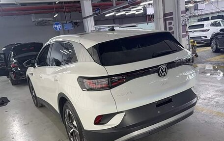 Volkswagen ID.4, 2024 год, 2 000 000 рублей, 2 фотография