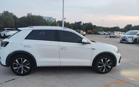 Volkswagen T-Roc I, 2024 год, 1 830 000 рублей, 15 фотография