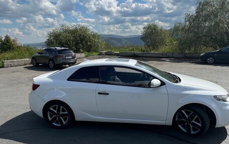 KIA Forte II, 2010 год, 825 000 рублей, 2 фотография