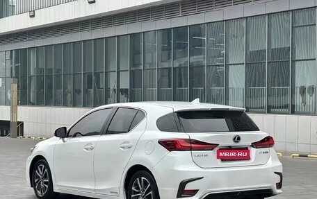 Lexus CT I рестайлинг, 2020 год, 2 000 000 рублей, 13 фотография