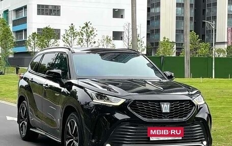 Toyota Highlander III, 2021 год, 2 404 202 рублей, 4 фотография