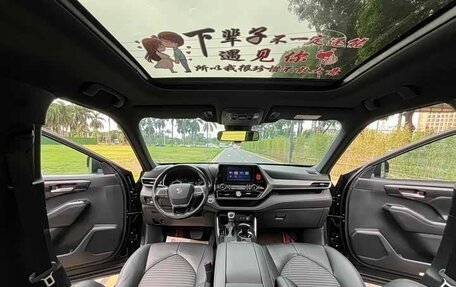 Toyota Highlander III, 2021 год, 2 404 202 рублей, 21 фотография