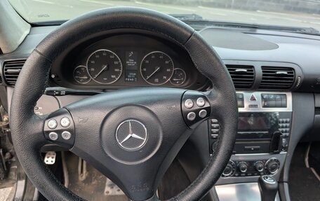 Mercedes-Benz C-Класс, 2005 год, 750 000 рублей, 15 фотография