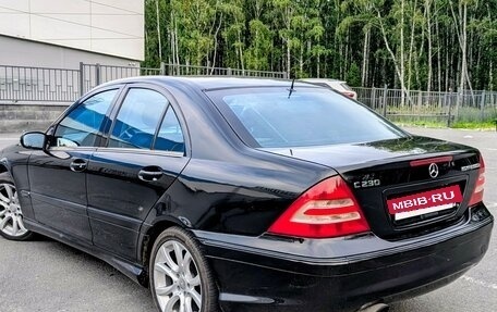 Mercedes-Benz C-Класс, 2005 год, 750 000 рублей, 5 фотография