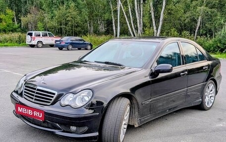 Mercedes-Benz C-Класс, 2005 год, 750 000 рублей, 3 фотография