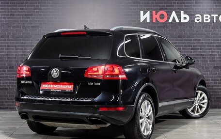 Volkswagen Touareg III, 2011 год, 2 100 000 рублей, 4 фотография