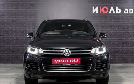 Volkswagen Touareg III, 2011 год, 2 100 000 рублей, 2 фотография
