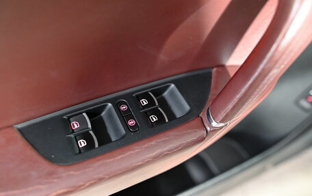 Volkswagen Touareg III, 2011 год, 2 100 000 рублей, 13 фотография