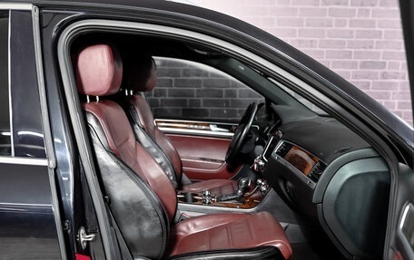 Volkswagen Touareg III, 2011 год, 2 100 000 рублей, 11 фотография