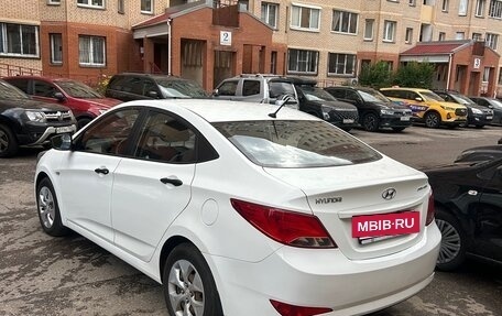 Hyundai Solaris II рестайлинг, 2014 год, 950 000 рублей, 4 фотография