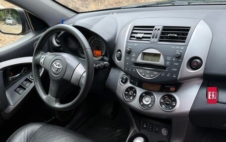 Toyota RAV4, 2007 год, 1 300 000 рублей, 7 фотография