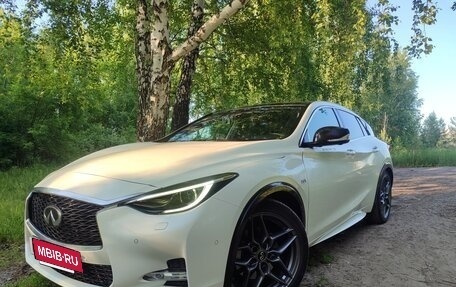 Infiniti Q30, 2018 год, 2 750 000 рублей, 6 фотография