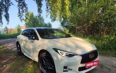 Infiniti Q30, 2018 год, 2 750 000 рублей, 7 фотография