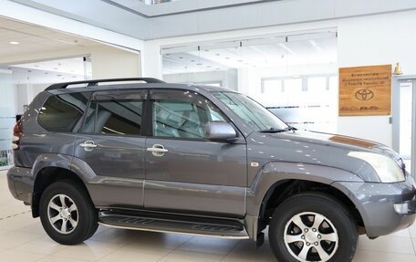 Toyota Land Cruiser Prado 120 рестайлинг, 2007 год, 2 100 000 рублей, 7 фотография