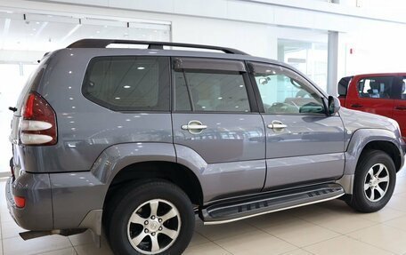 Toyota Land Cruiser Prado 120 рестайлинг, 2007 год, 2 100 000 рублей, 6 фотография
