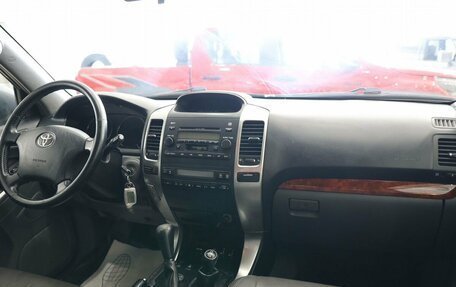 Toyota Land Cruiser Prado 120 рестайлинг, 2007 год, 2 100 000 рублей, 10 фотография