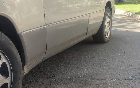 Mercedes-Benz W124, 1992 год, 350 000 рублей, 10 фотография