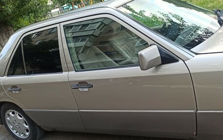 Mercedes-Benz W124, 1992 год, 350 000 рублей, 14 фотография