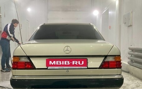 Mercedes-Benz W124, 1992 год, 350 000 рублей, 25 фотография