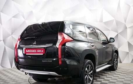 Mitsubishi Pajero Sport III рестайлинг, 2017 год, 2 494 000 рублей, 4 фотография