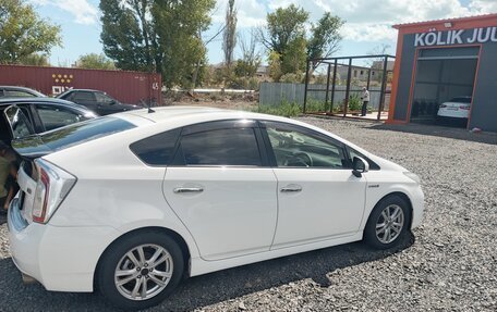 Toyota Prius, 2012 год, 1 180 000 рублей, 10 фотография