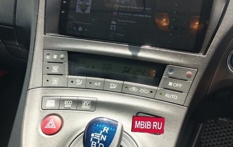 Toyota Prius, 2012 год, 1 180 000 рублей, 6 фотография