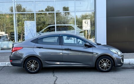 Hyundai Solaris II рестайлинг, 2011 год, 680 000 рублей, 6 фотография