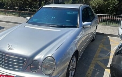 Mercedes-Benz E-Класс, 2001 год, 485 000 рублей, 1 фотография