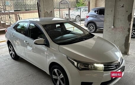 Toyota Corolla, 2013 год, 1 350 000 рублей, 2 фотография