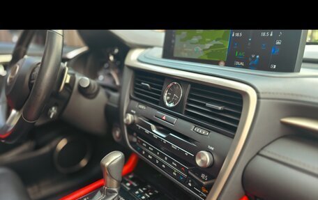 Lexus RX IV рестайлинг, 2019 год, 4 250 000 рублей, 18 фотография