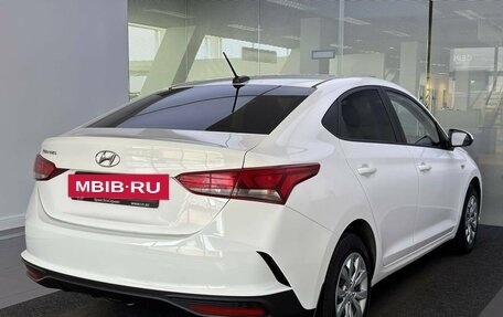 Hyundai Solaris II рестайлинг, 2021 год, 1 779 000 рублей, 5 фотография