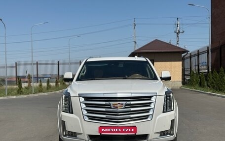 Cadillac Escalade IV, 2016 год, 4 300 000 рублей, 2 фотография