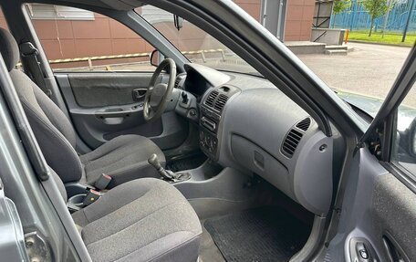 Hyundai Accent II, 2004 год, 325 000 рублей, 3 фотография
