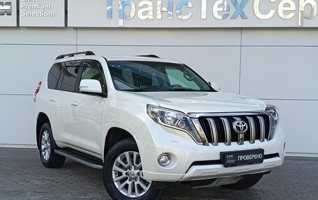 Toyota Land Cruiser Prado 150 рестайлинг 2, 2015 год, 3 900 000 рублей, 3 фотография