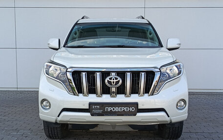 Toyota Land Cruiser Prado 150 рестайлинг 2, 2015 год, 3 900 000 рублей, 2 фотография