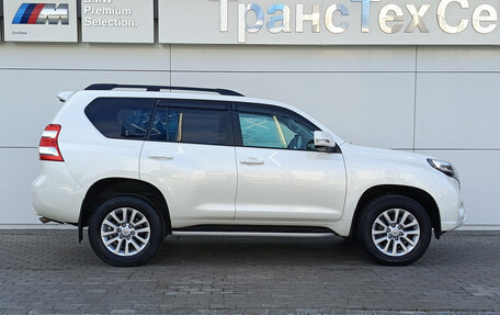 Toyota Land Cruiser Prado 150 рестайлинг 2, 2015 год, 3 900 000 рублей, 4 фотография