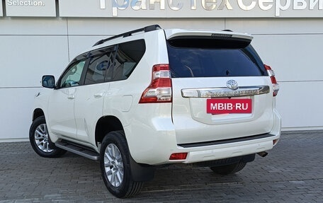 Toyota Land Cruiser Prado 150 рестайлинг 2, 2015 год, 3 900 000 рублей, 7 фотография