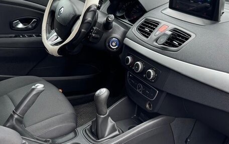 Renault Fluence I, 2011 год, 560 000 рублей, 5 фотография