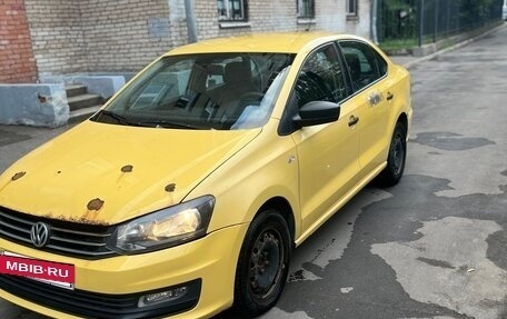Volkswagen Polo VI (EU Market), 2017 год, 380 000 рублей, 2 фотография
