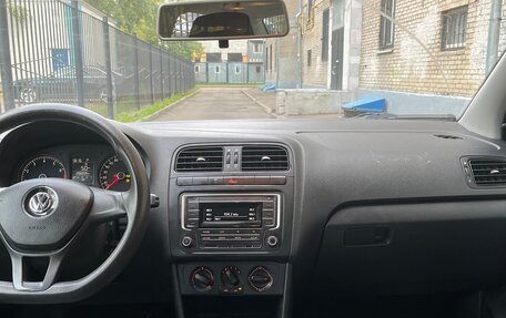 Volkswagen Polo VI (EU Market), 2017 год, 380 000 рублей, 13 фотография